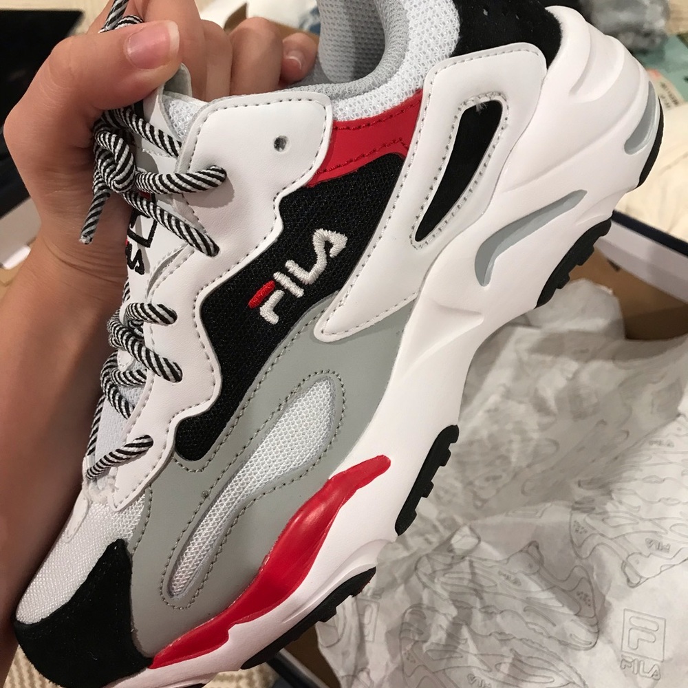 Fila Sneakers Ray Tracer